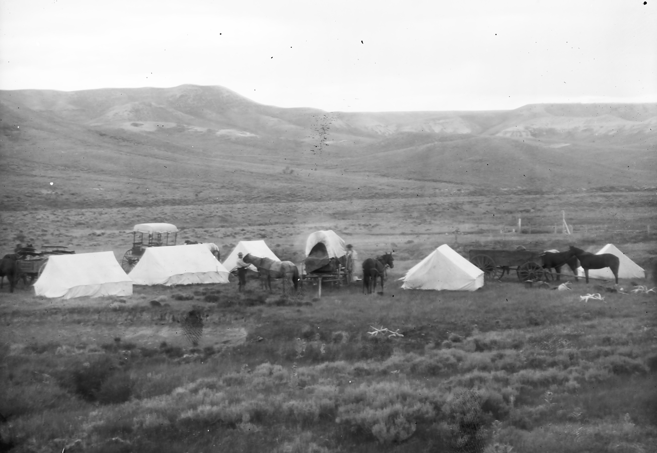 1460-Summer-camp-tents-Dura
